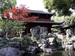 Shanghai Must-See Layover Tour with an Outstanding Private Guide